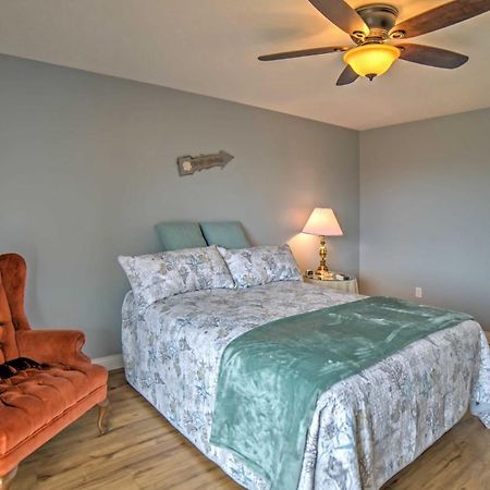 Monticello Home With Multi-Level Deck On 2 Acres! Esterno foto