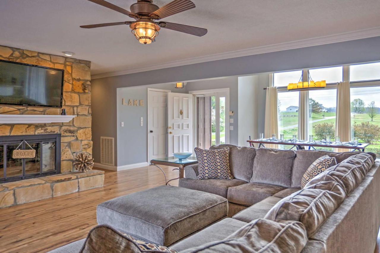 Monticello Home With Multi-Level Deck On 2 Acres! Esterno foto